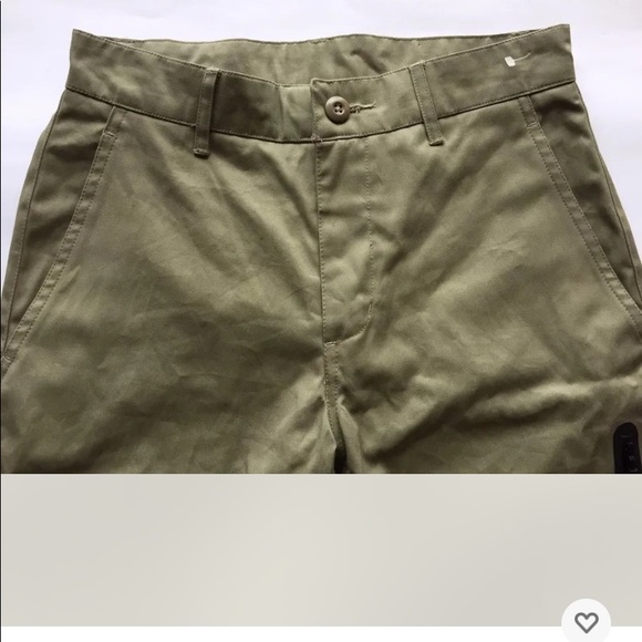 Nike Men Athletic Short Pants Khaki Green 28 Flat Front - Picture 6 of 8